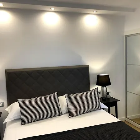 Daire Antoana Hvar Town