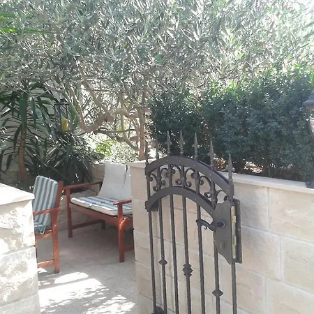 Antoana Apartment